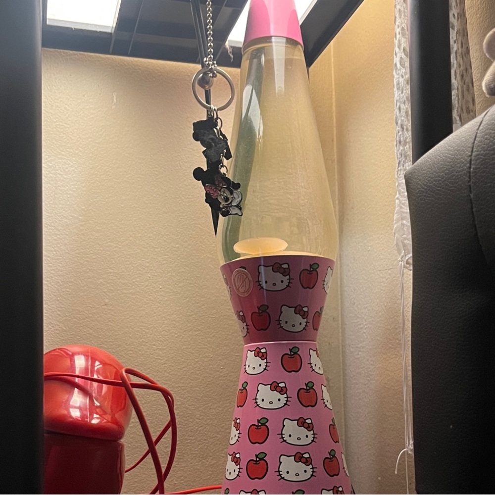 Hello Kitty Pink Lava Lamp